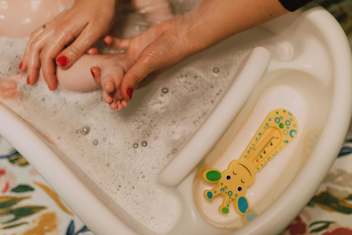 washing baby foot with soap